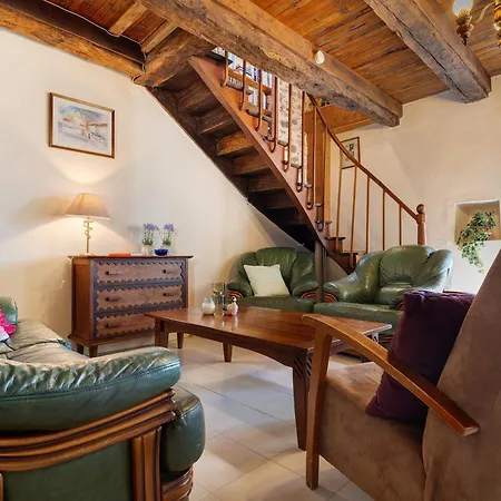 La Vigne Ferienhaus Saint-Saud-Lacoussière